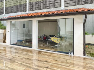 IZOS - Stavbno Pohiu0161tvo - Okna Vrata