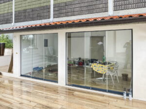 IZOS - Stavbno Pohiu0161tvo - Okna Vrata