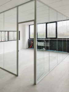 IZOS - Stavbno Pohiu0161tvo - Okna Vrata